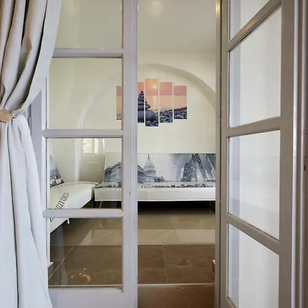 Soultouch Beachfront Villa Perísza