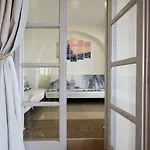 Soultouch Beachfront Villa Perissa (Santorini)